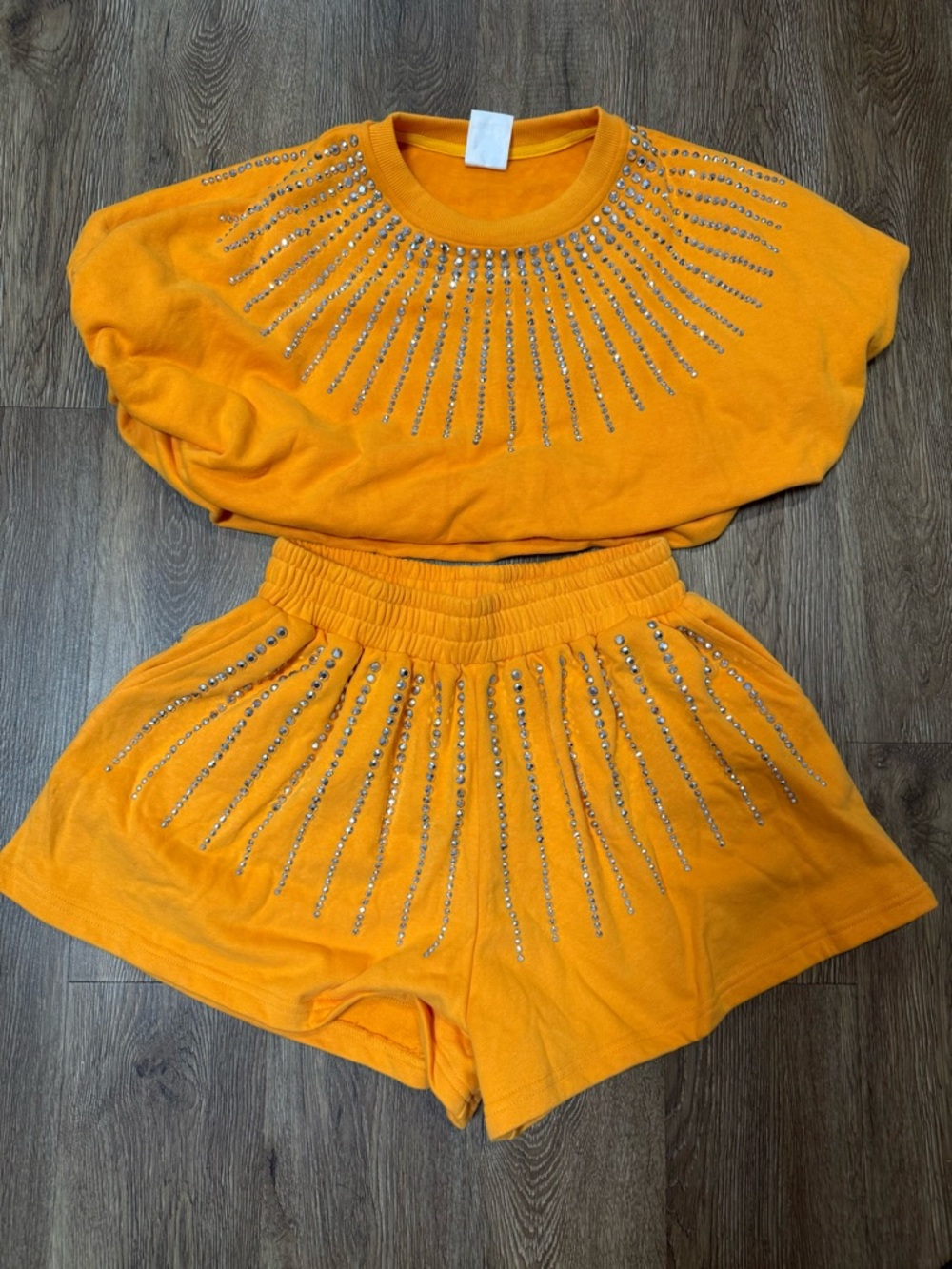 Queen of sparkle set size S VGUC